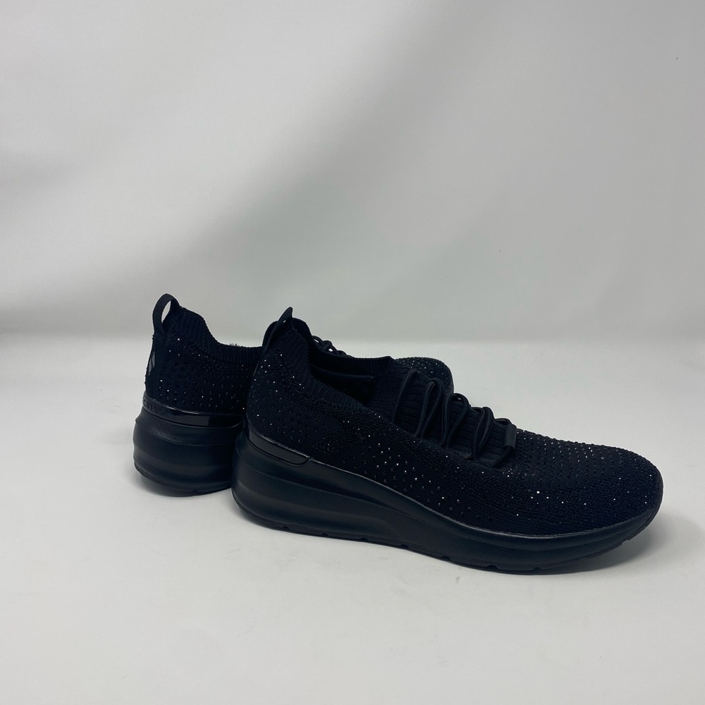Skechers Black Sneakers W/Rhinestones. Size 7; Great condition; Sylish